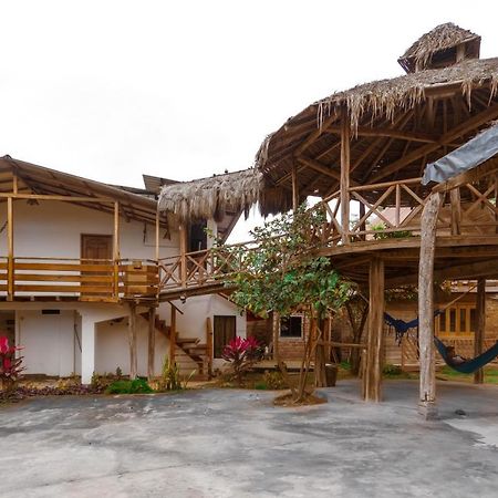 Hostal Tortuga Dorada Puerto López Exterior foto