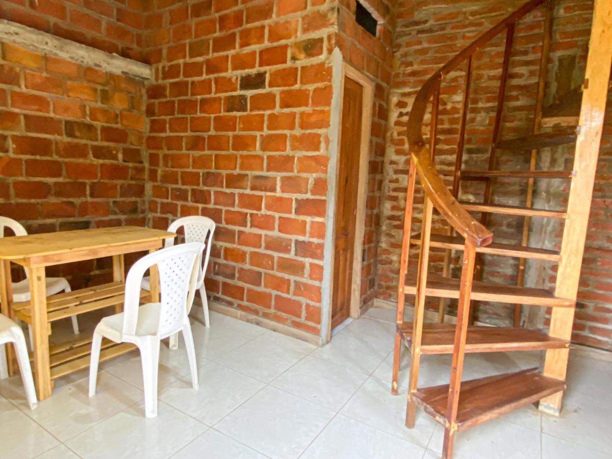 Hostal Tortuga Dorada Puerto López Exterior foto